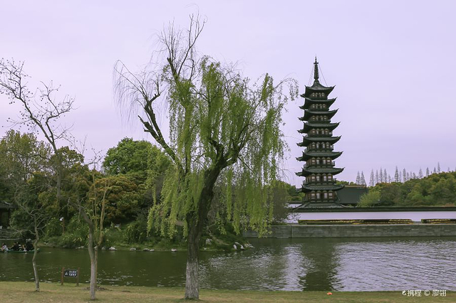 方塔园