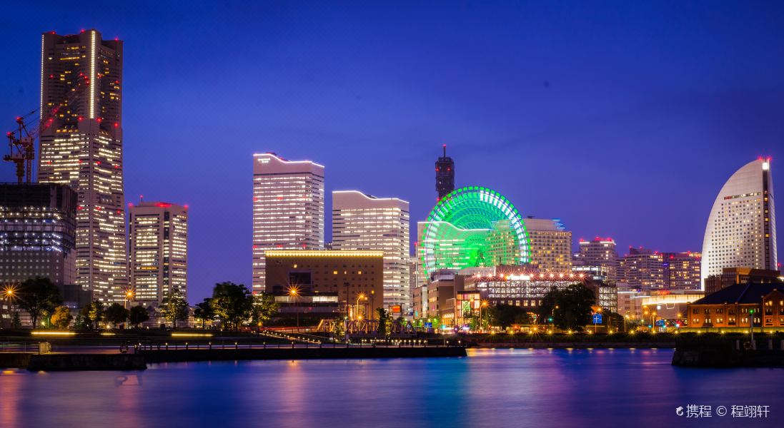 横滨港未来21旅游景点图片