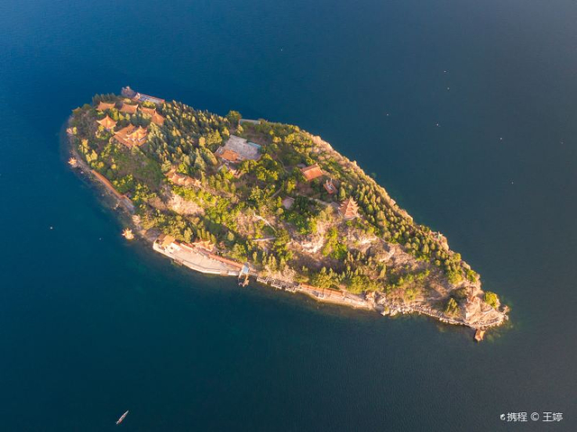 江川抚仙湖孤山风景区