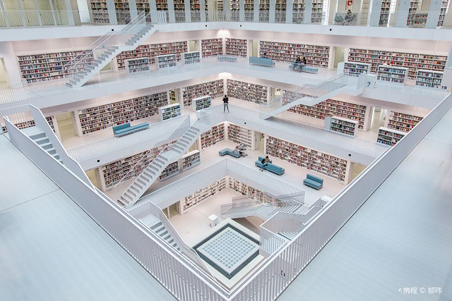 斯图加特市立图书馆