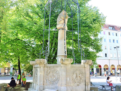 Wappenbrunnen的图片