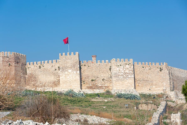 阿亚索鲁克城堡