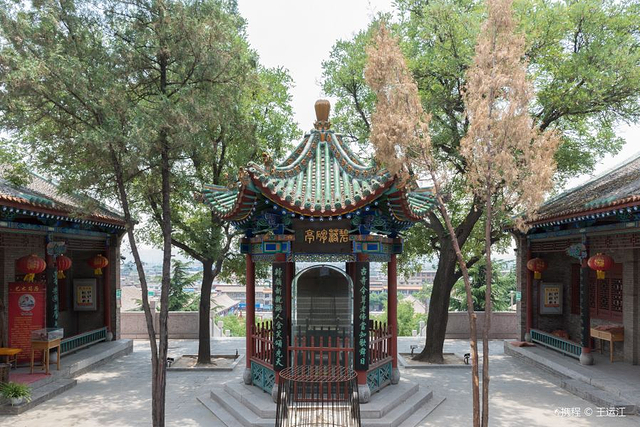 龙兴寺
