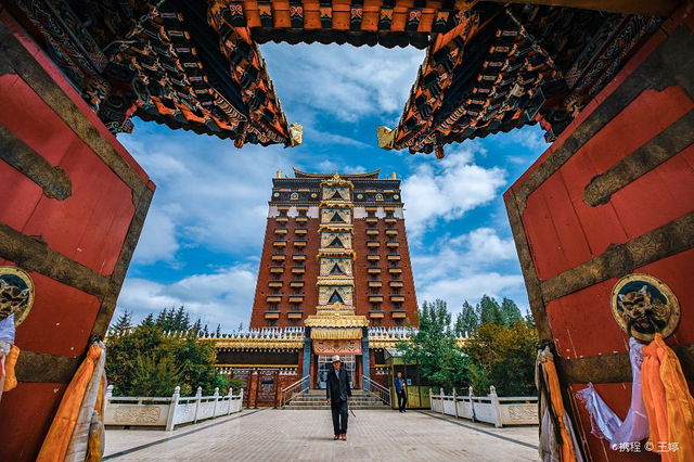 安多合作寺院米拉日巴佛阁