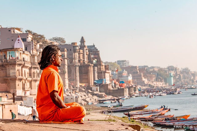 达萨斯瓦梅朵河坛