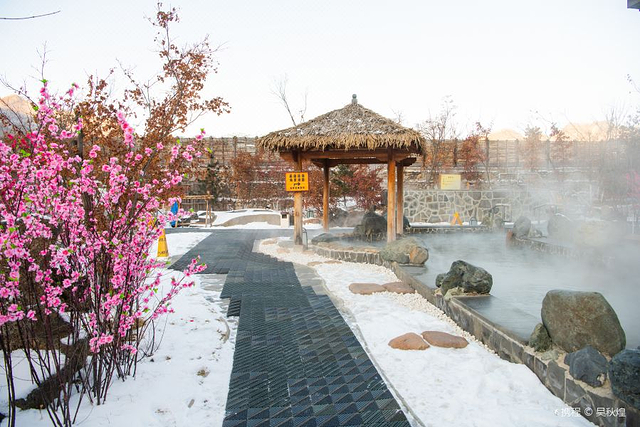 花溪沐枫雪温泉旅游度假区