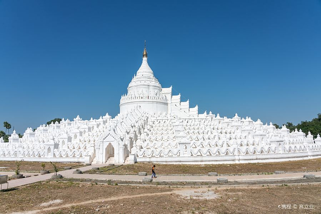 欣毕梅佛塔