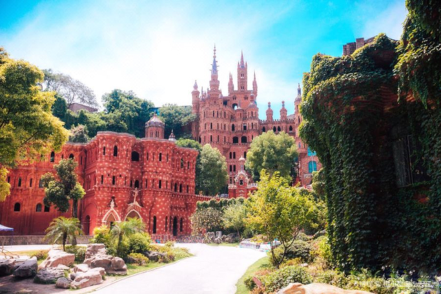 华生园金色蛋糕梦幻王国