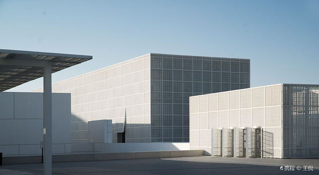 阿布扎比卢浮宫