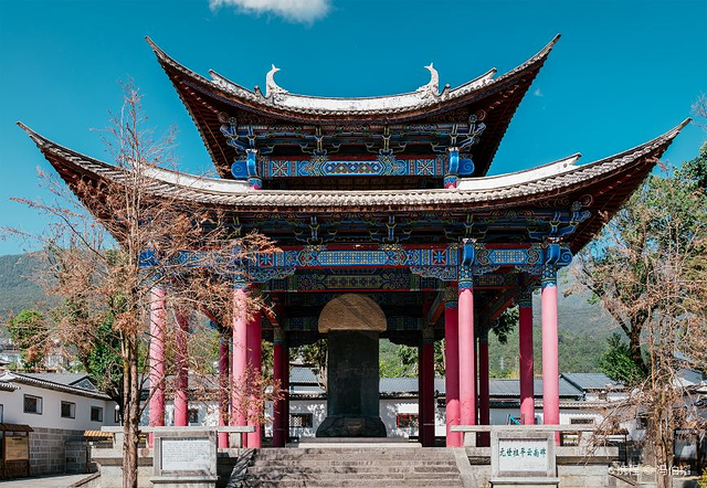 元世祖平云南碑