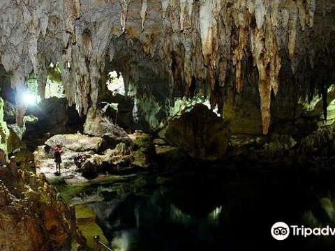 Cambagat Cave旅游景点图片