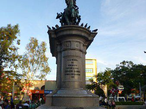 Statue of Barrios旅游景点图片