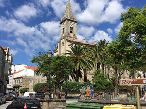 Iglesia de Santo Tomas Becket.的图片