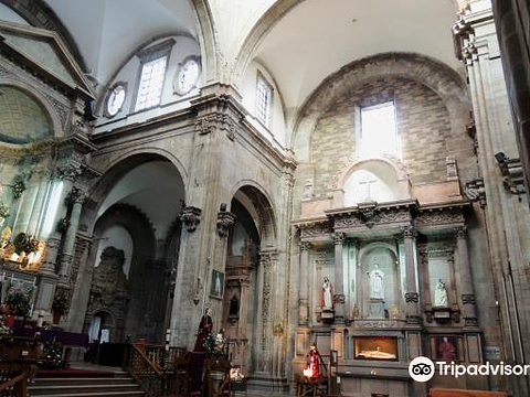 Temple of the Jesuit Order (Templo de la Compania de Jesus)旅游景点图片