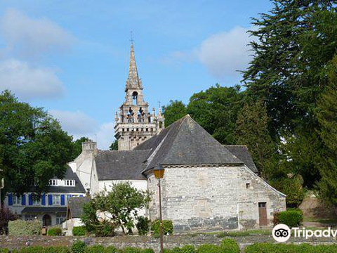 Eglise Romane de Locquenole旅游景点图片