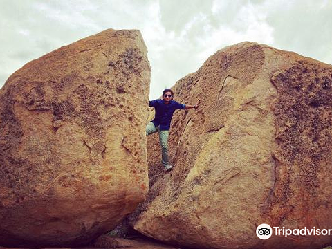 Balancing Rocks旅游景点图片