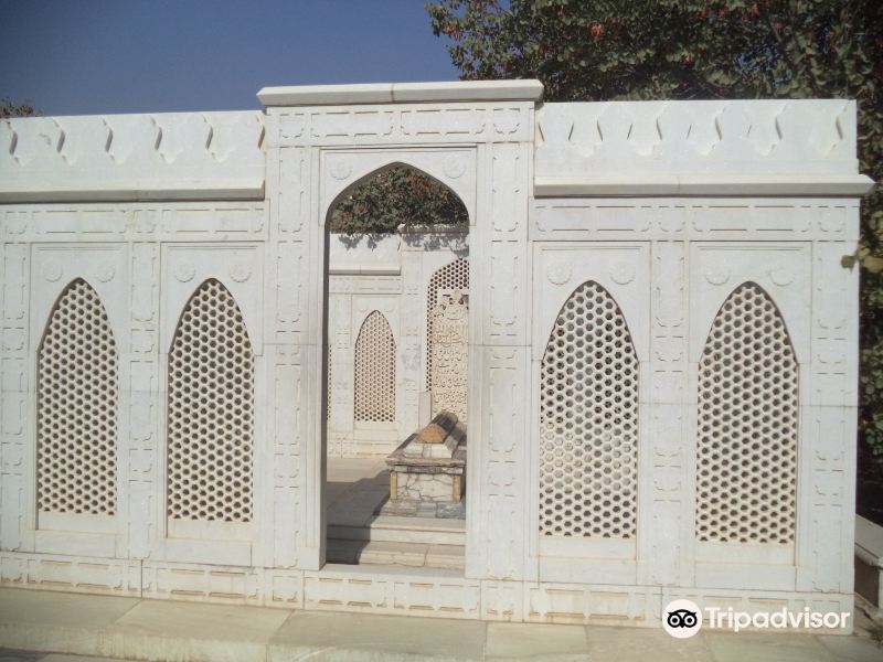 Sultan Mohammed Khan Telai Mausoleum (www.sumakocelebi.com)旅游景点图片