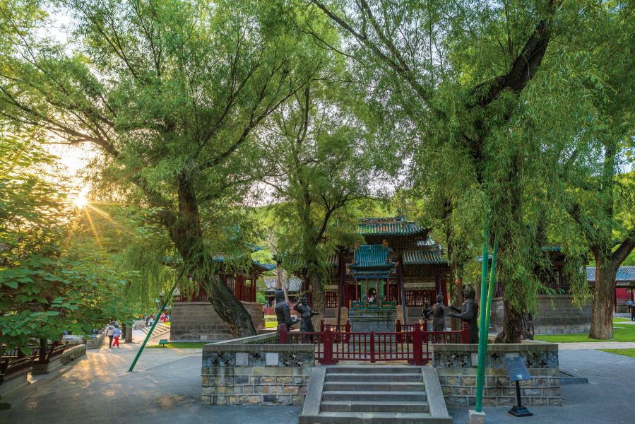 金人台