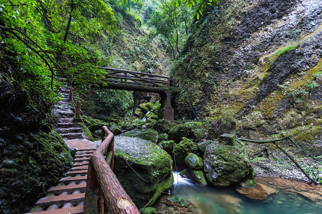 龙隐峡栈道