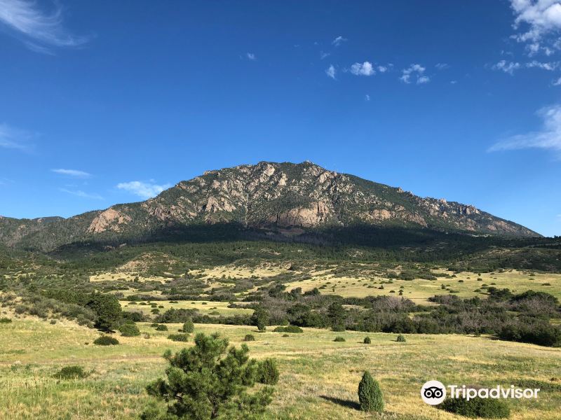 夏延山核战碉堡旅游景点图片