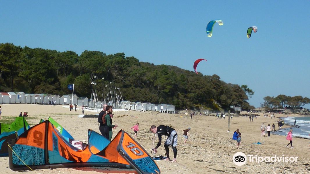 Plage des Sableaux旅游景点图片