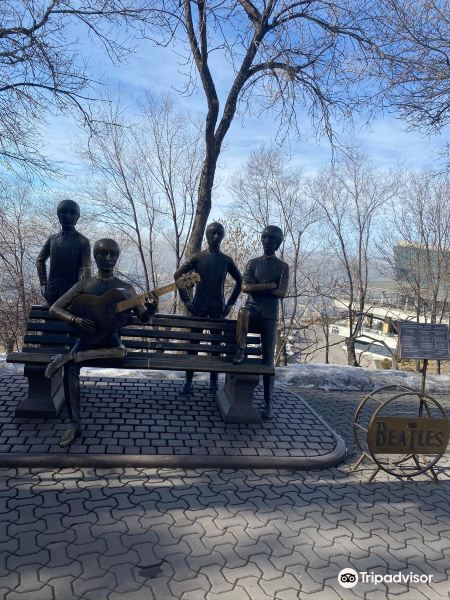 The Beatles Monument旅游景点图片