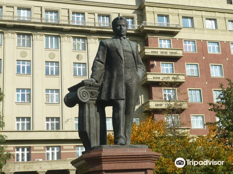 Monument to Architect Kryachkov旅游景点图片