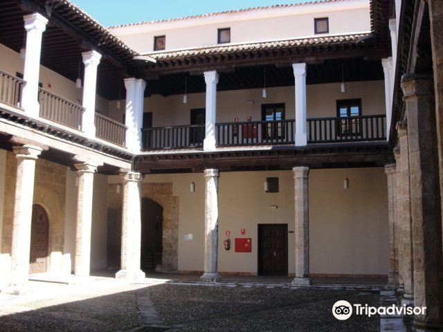 Palacio de Los Vivero旅游景点图片