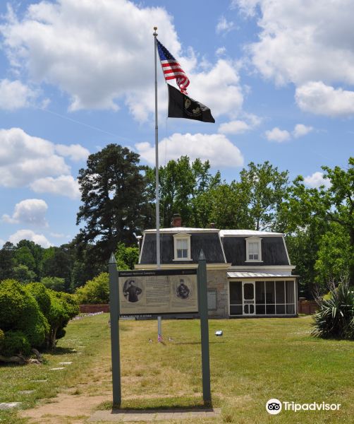 Yorktown National Cemetery旅游景点图片