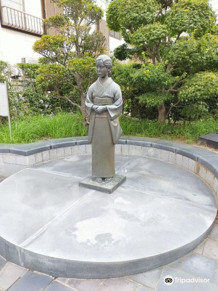 Statue of Mitsuhashi Takajo