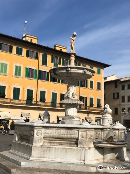 Fontana del Pescatorello旅游景点图片