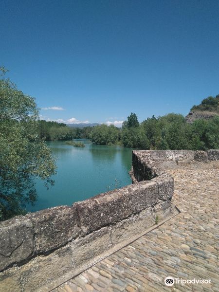 Puente de Abajo旅游景点图片