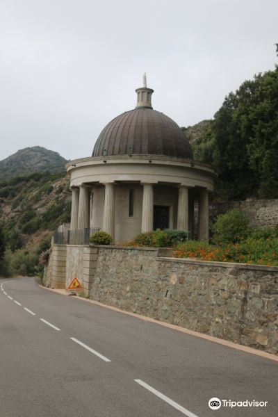 Tomb famille monumentale Calizi-Altieri