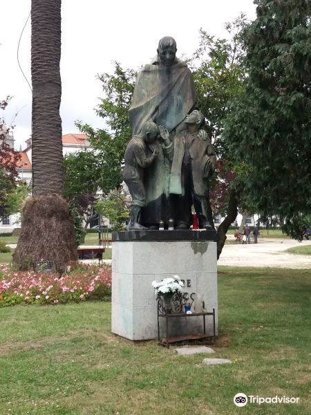 Monumento ao Padre Americo