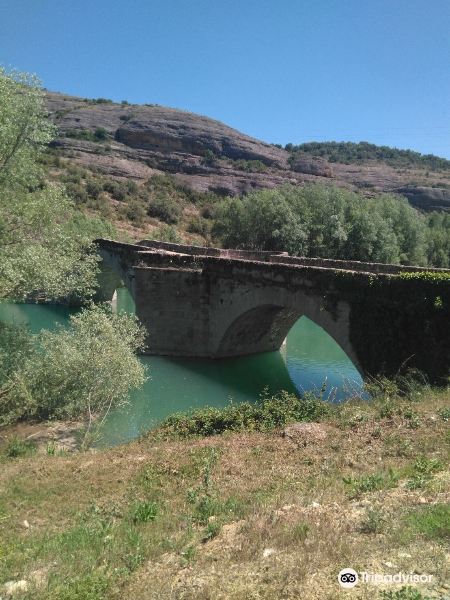 Puente de Abajo旅游景点图片