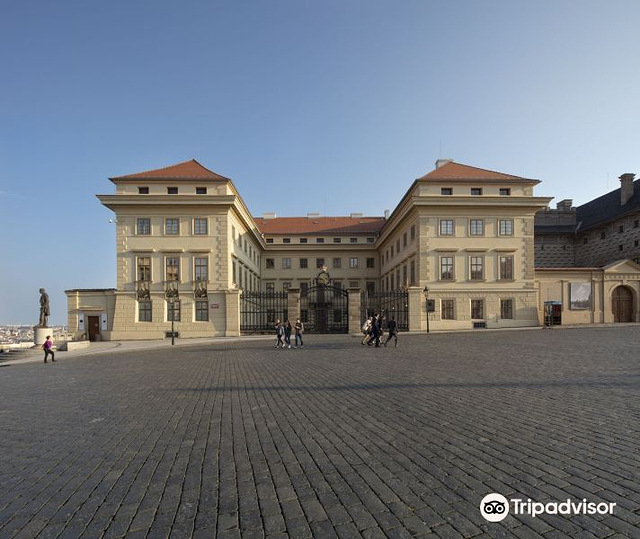 布拉格国立美术馆