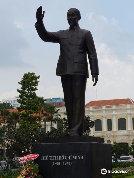 President ho Chi Minh Statue旅游景点图片