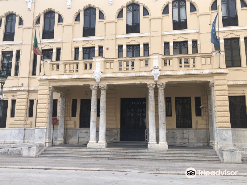 Palazzo delle Poste E Telecomunicazioni旅游景点图片