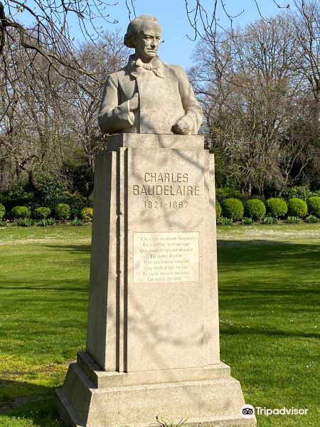 Le Buste de Baudelaire旅游景点图片