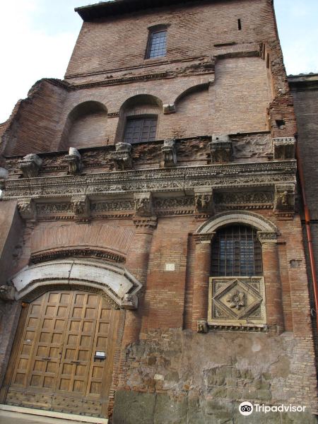 Palazzo dei Crescenzi o Casa dei Crescenzi旅游景点图片
