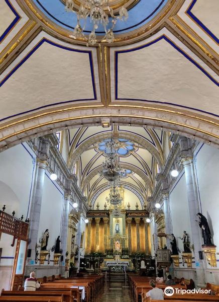 Parroquia Santiago Apostol旅游景点图片