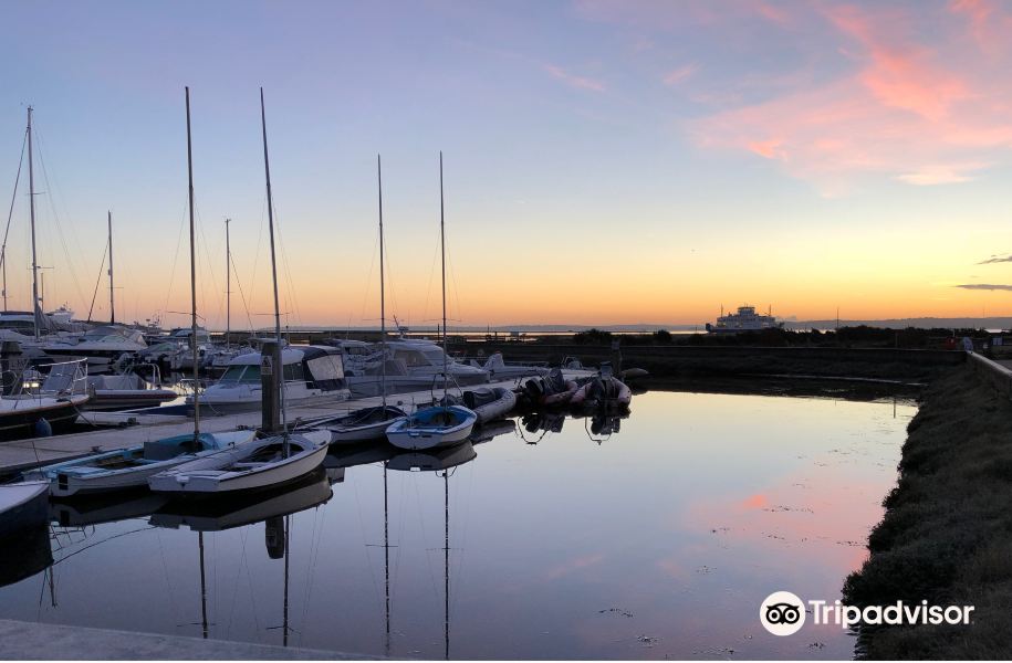 Lymington Yacht Haven旅游景点图片