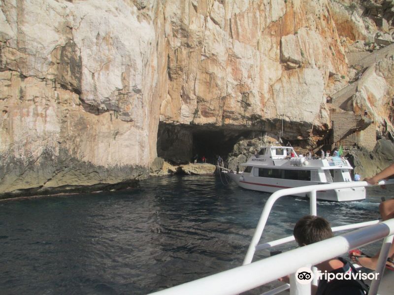 Neptun Grotte旅游景点图片