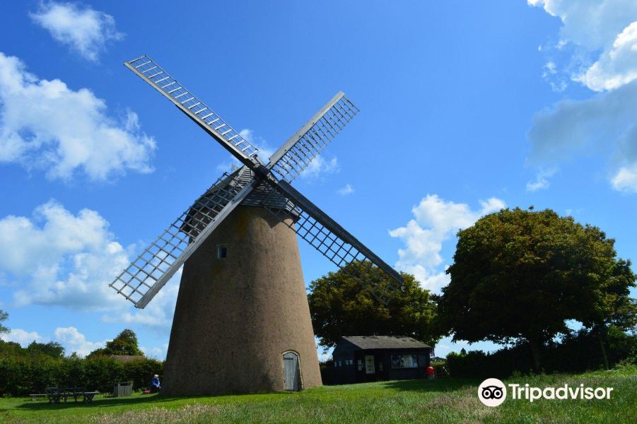 Bembridge Windmill旅游景点图片