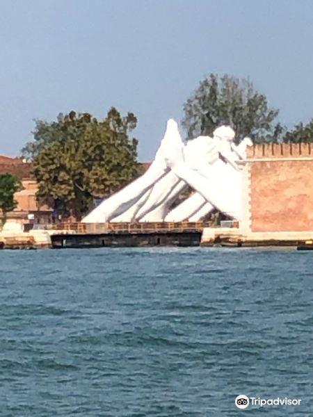 Arsenale Docks旅游景点图片