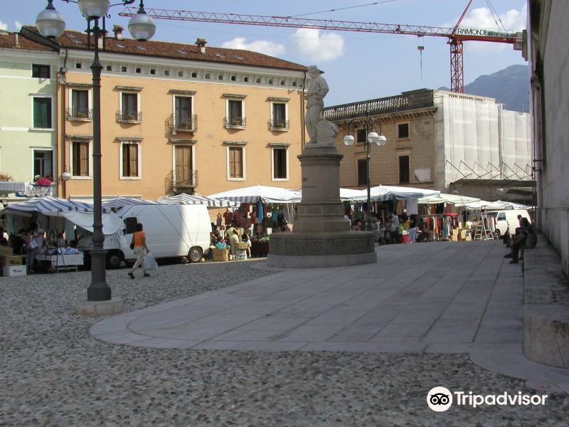 Monumento al Tessitore旅游景点图片