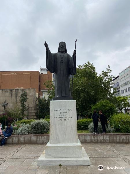 Statue of Damaskinos Papandreou旅游景点图片