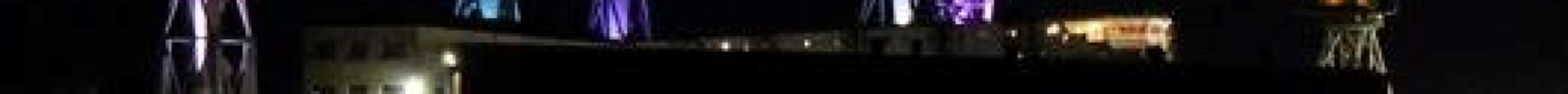 Lighting Giants旅游景点图片