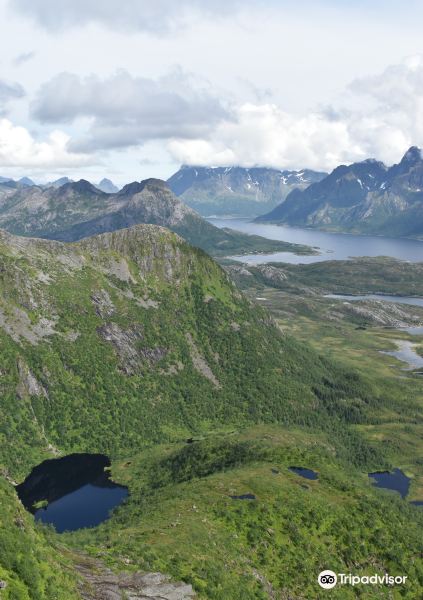 Fløya旅游景点图片