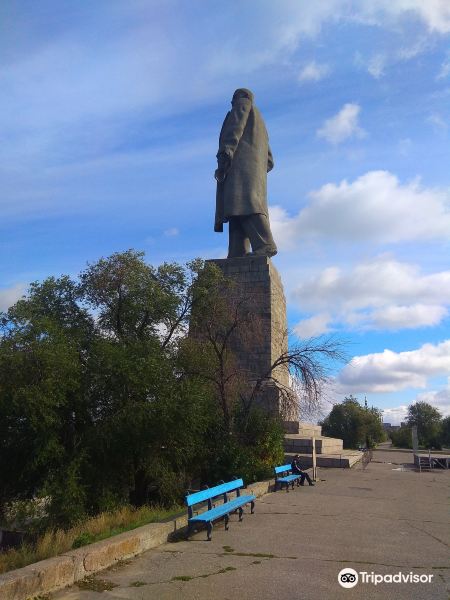 V. I. Lenin Monument旅游景点图片